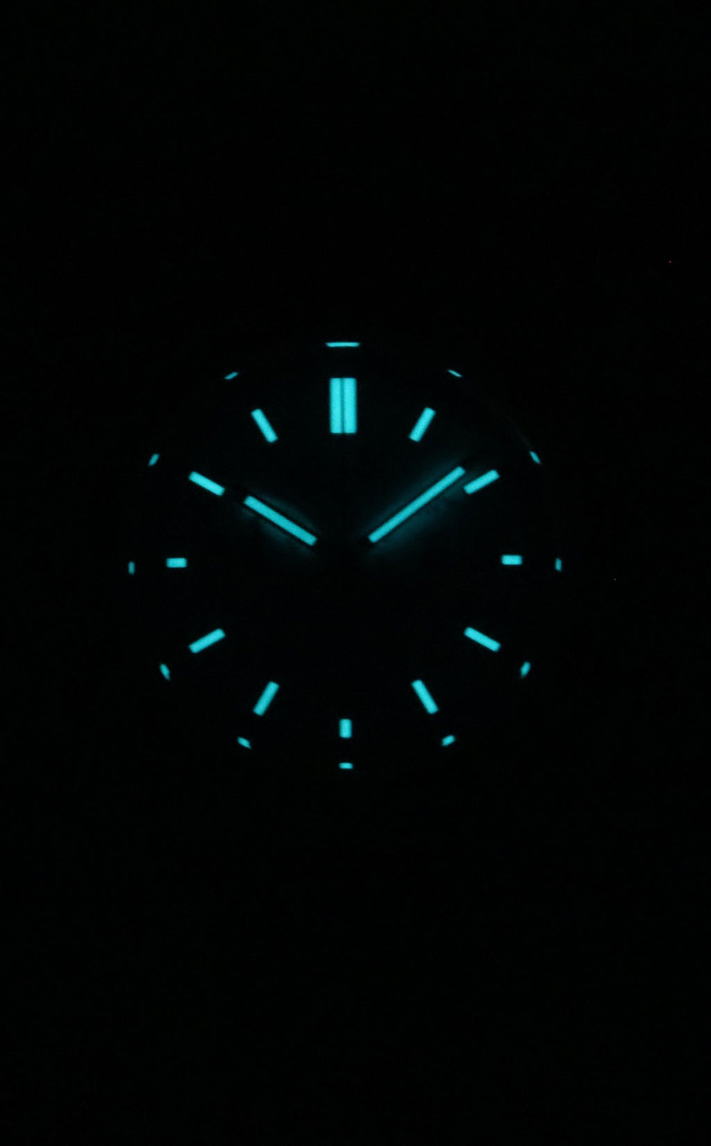 Bulova Racer Chronograph Stainless Steel Blue Dial Quartz 98B432 100M Men's Watch