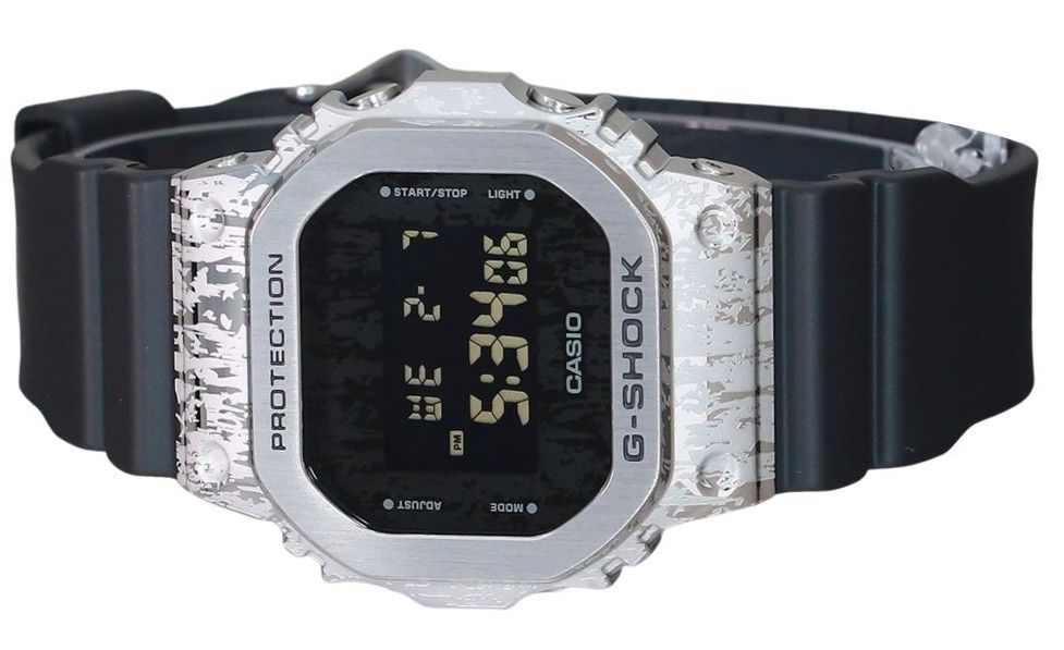 Casio G-Shock Digital Grunge Camouflage Series Grey Dial Quartz GM-5600GC-1 200M Men's Watch