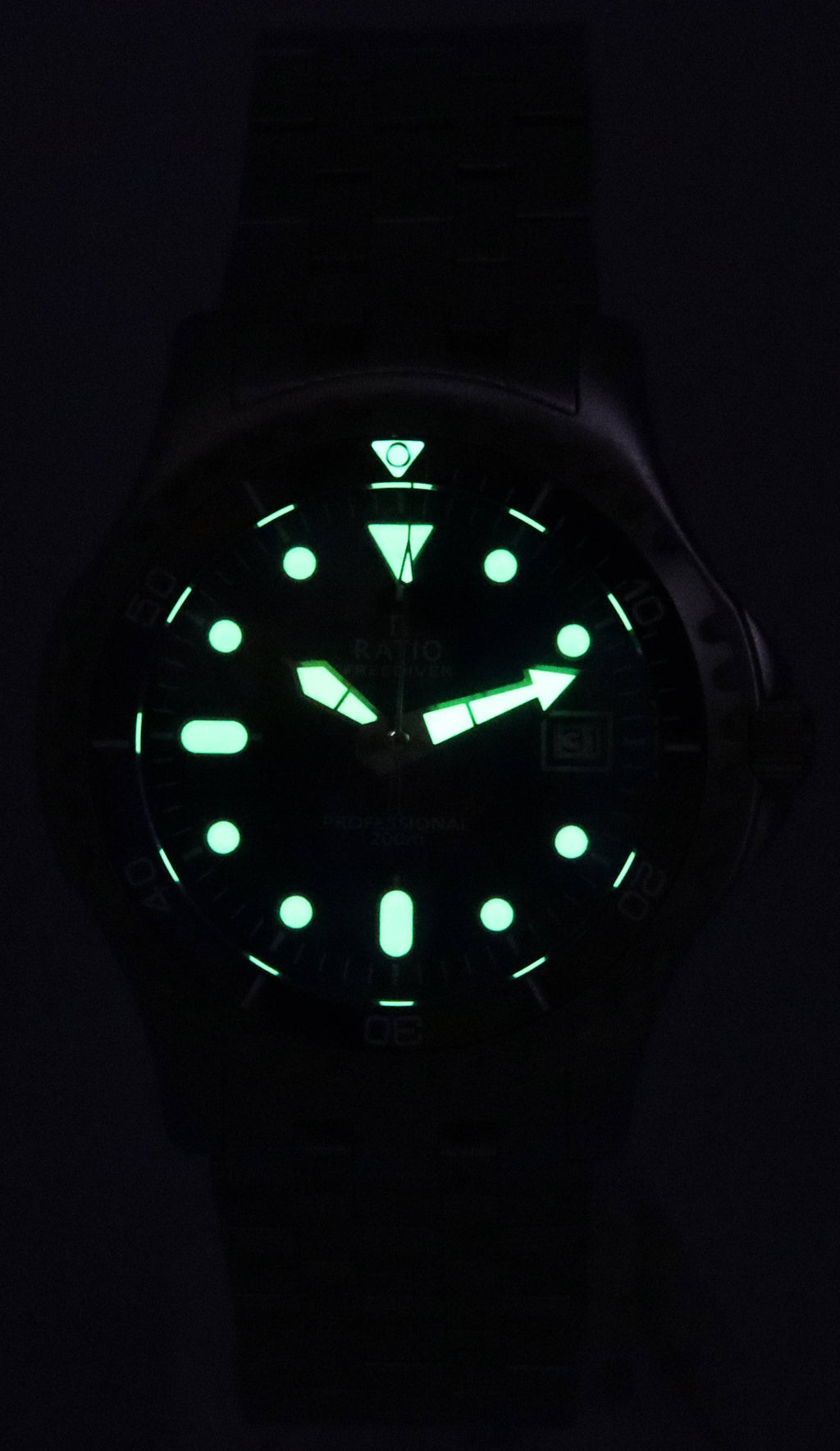 Ratio FreeDiver Professional Sapphire Blue Sunray Dial Quartz RTF007 200M Men's Watch