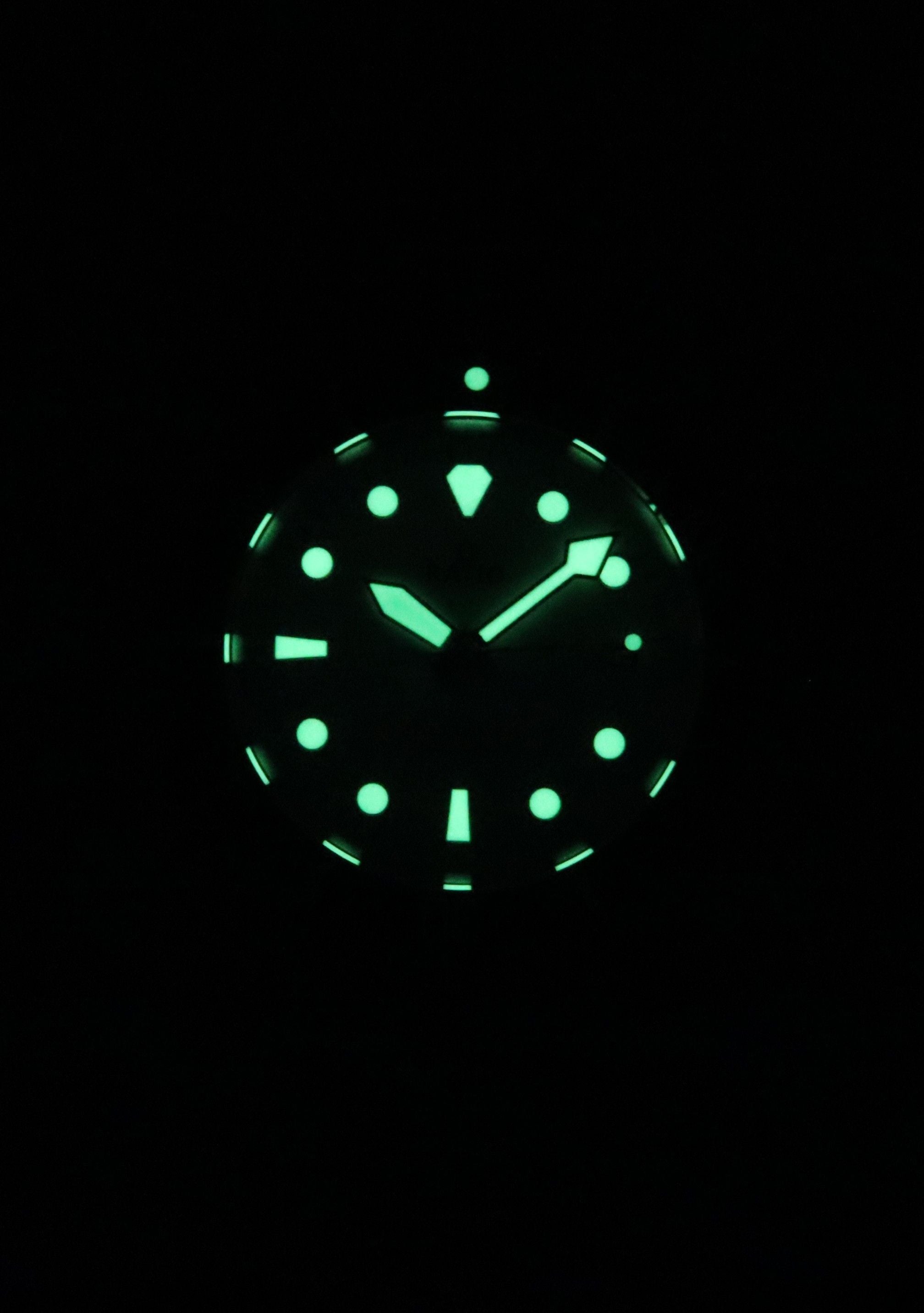Ratio FreeDiver Sapphire Stainless Steel White Dial Quartz RTF037 200M Men's Watch