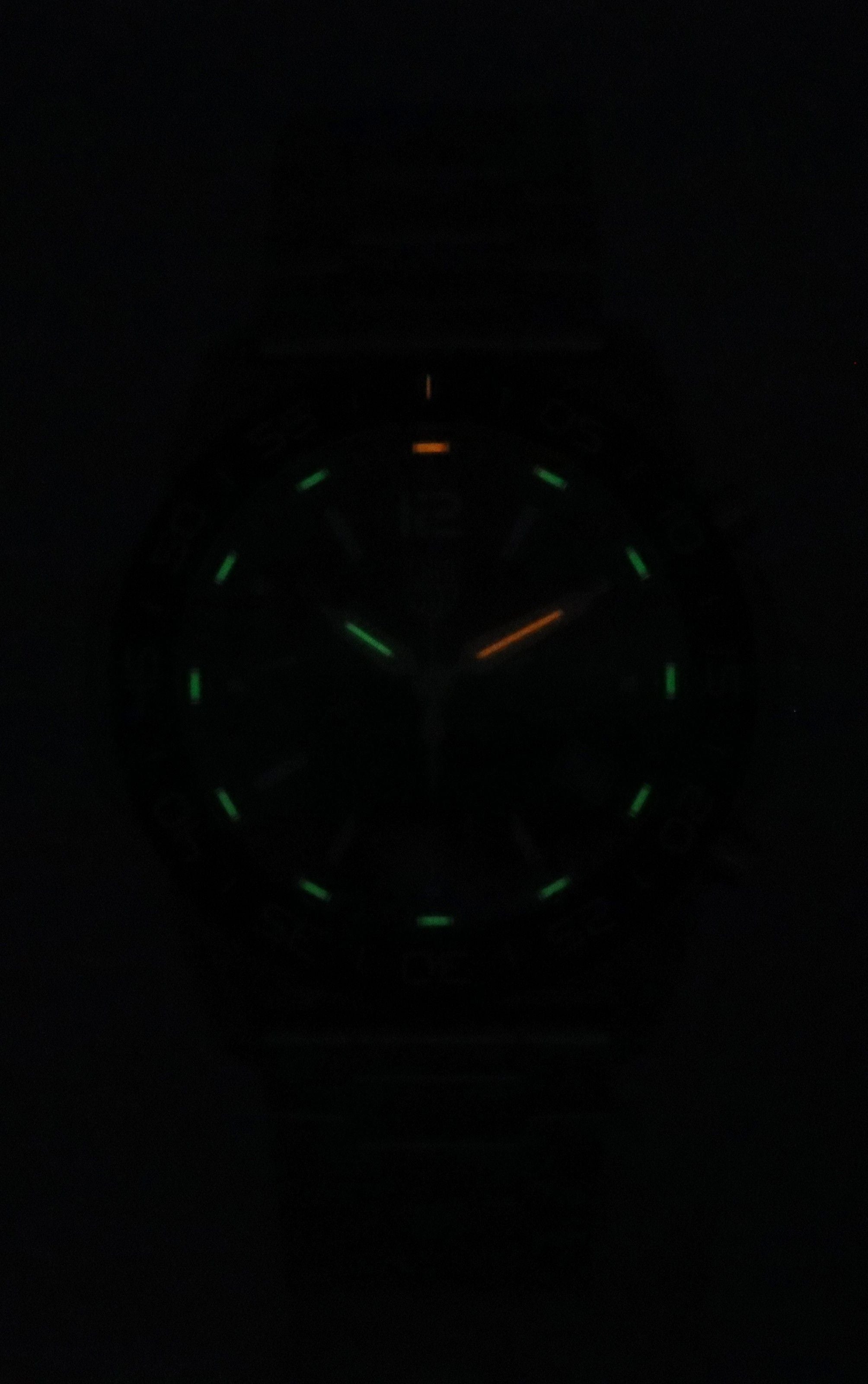 Luminox Pacific Diver Chronograph Stainless Steel Black Dial Quartz XS.3142 200M Men's Watch